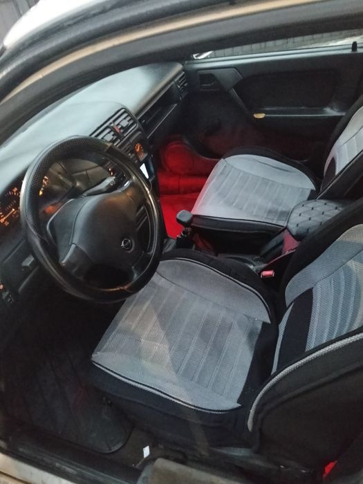 Продам Опель вектра а