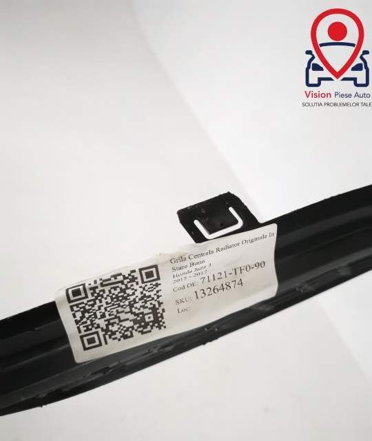 Grila Centrala Radiator Originala In Stare Buna Honda  Jazz  3 [2015 -