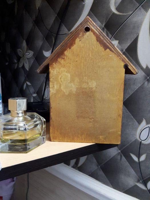 Деревянные домики ,ручная роспись-ключница.