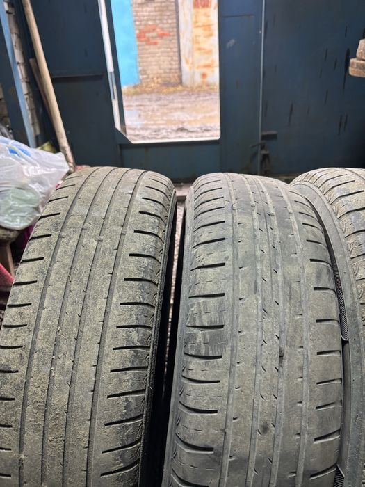 Резина б/у авто.