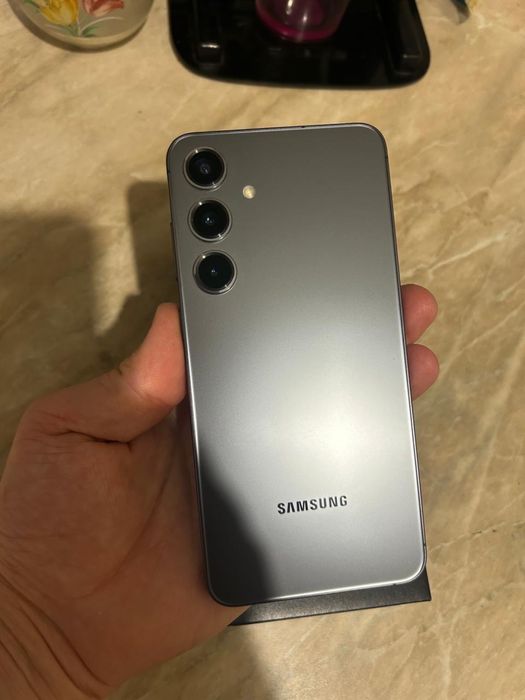 Продам самсунг s24 plus