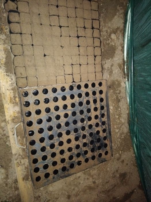 Теплицаға арналған қалып.стаканға топрақ салуға