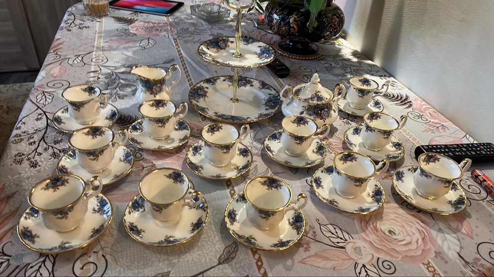 Royal Albert old country,lady carlyle,moonlight,Berkeley