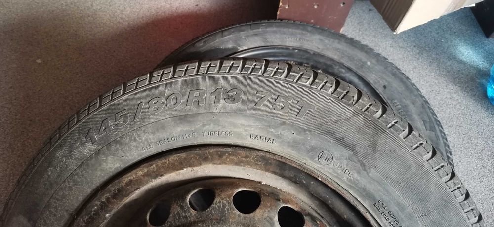 Гуми- летни и зимни 13 и 14 цолови