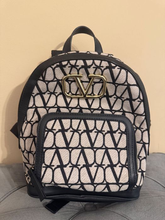 Valentino Garavani раница