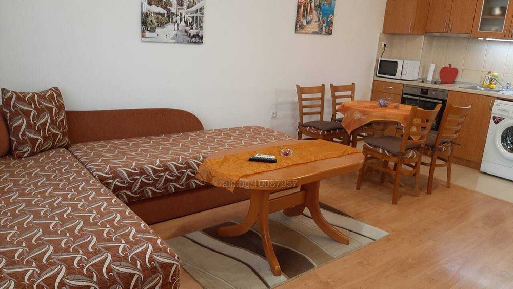 Уютна лятна ваканция за Двама в Бургас до Морето.