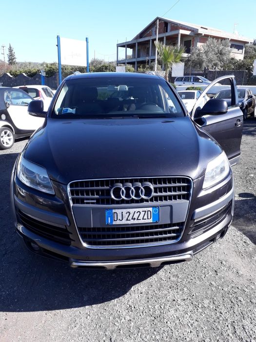 Audi Q7 на части