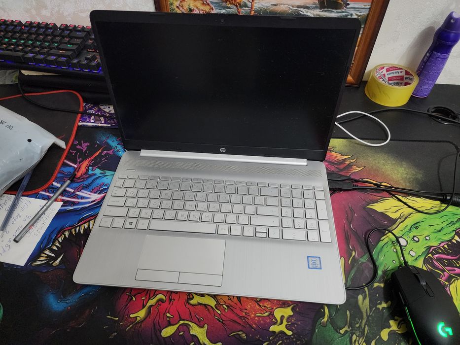 HP LAPTOP 15 дюймов, СРОЧНО, отдам дёшево читайте характеристики