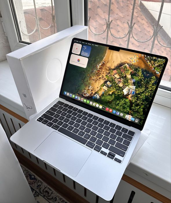 MacBook Air M4 Silver 16/256GB 9 Цикл