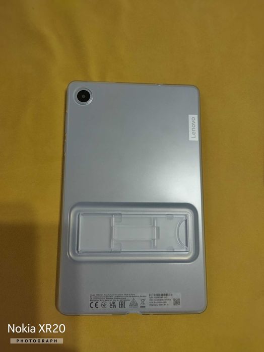 Таблет Леново таб м8