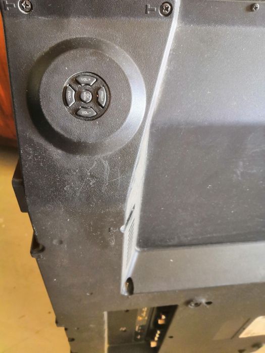 Телевизор artel 32 на запчасти