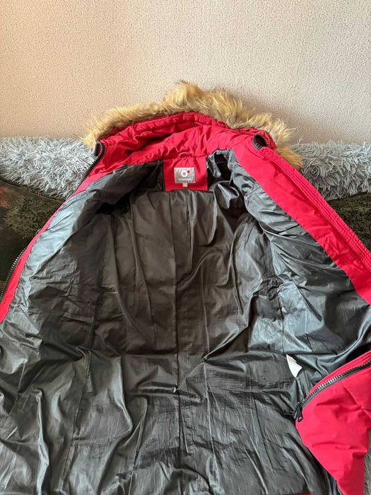 Пуховик размер 48