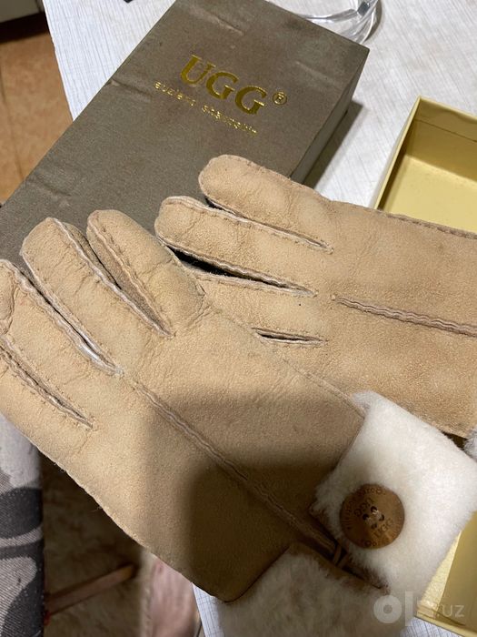 Женские перчатки Ugg