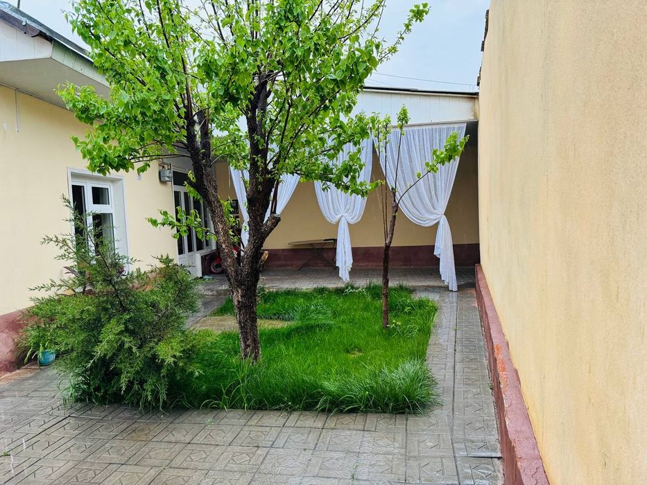 6-соток. Продаётся дом. Кренкель.