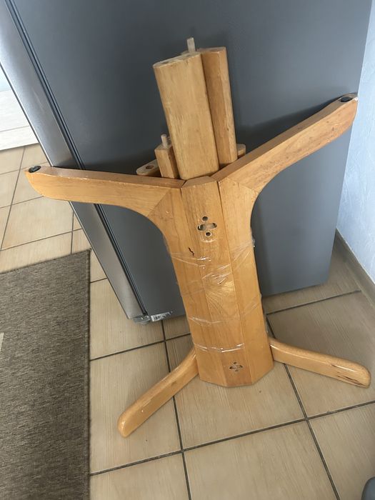 Деревянный стол б/у
