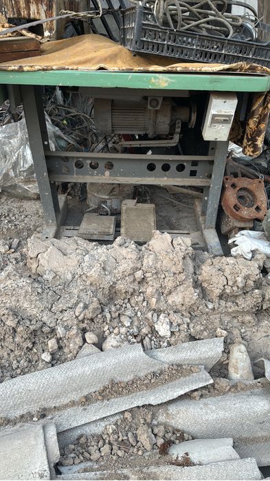 Швейные машинки со столами