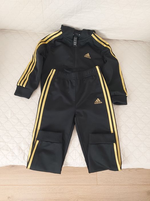 Treining  adidas  băiețel 3-4 ani