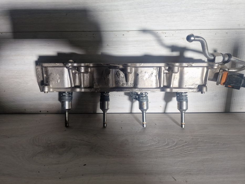 Rampa cu injectoare  1,4 Tsi Vw Touran, Tiguan, Scirocco  CTH