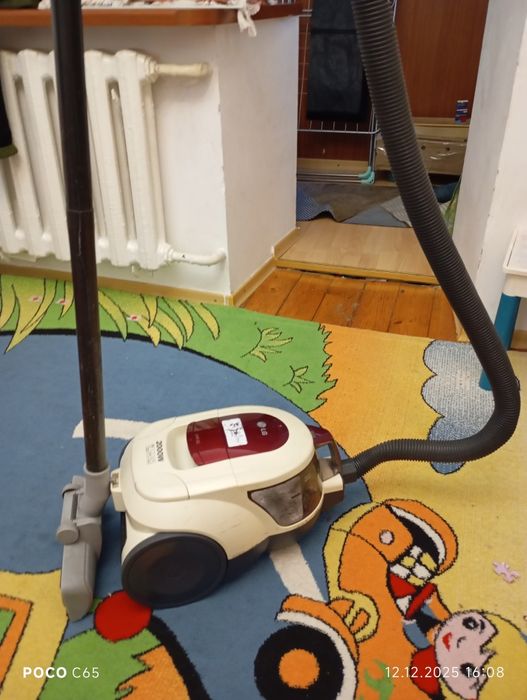 Пылесос LG мощный