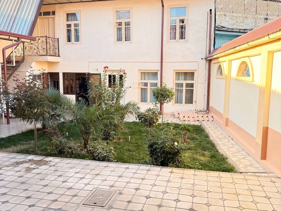 Katta zor uy sotildi.