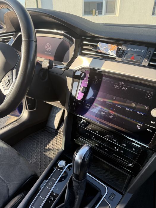 Volkswagen Noul Passat 2.0 TDI 4Mot  R-line