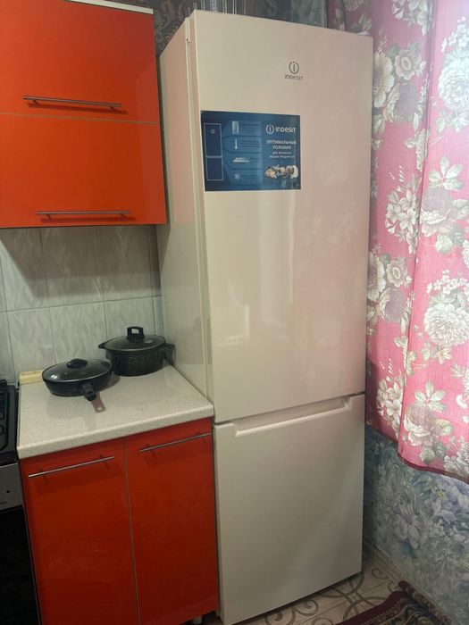 Срочно холодильник в отличном состоянии
