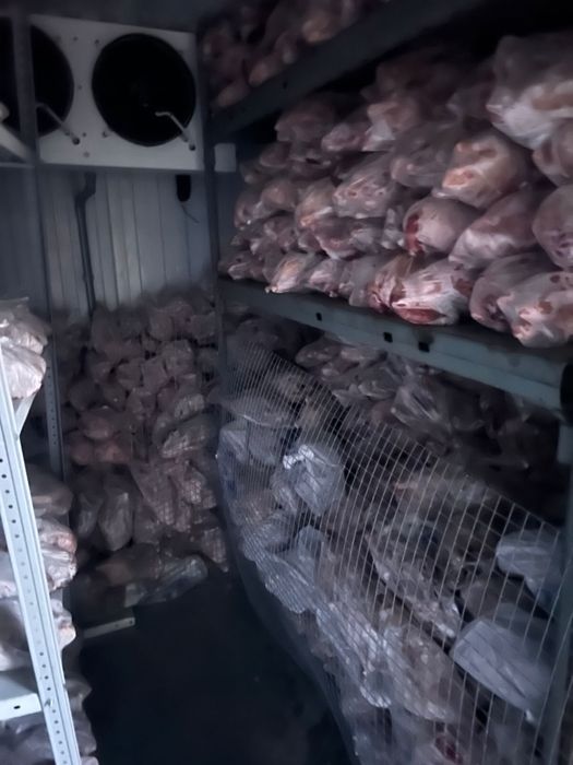 Продам морозильную камеру