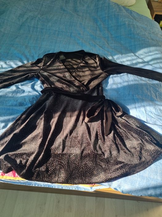 Подавам чисто нова рокля