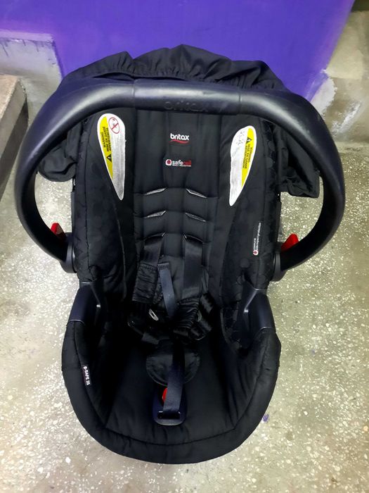 Детско столче за кола Britax като ново.