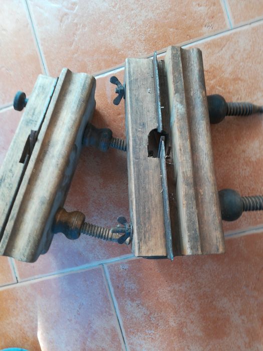 Scule tâmplărie manual