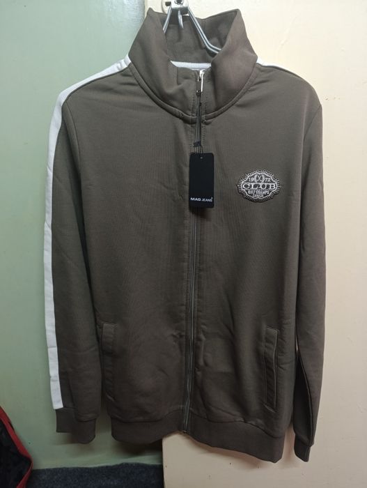 Спортивная куртка на подростка, демисезонная