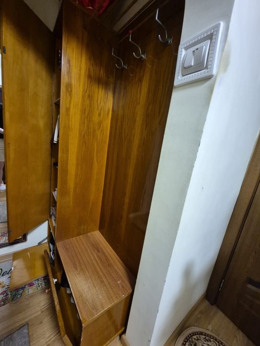 Mobila: Pantofar stejar | Dulap stejar | Cuier cu sertare si pantofar