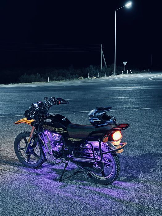 мотоцикл gsx suzuki 200