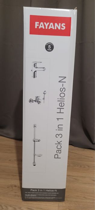Baterie baie , robineti. Helios