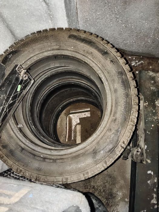 Продам зимнюю резину