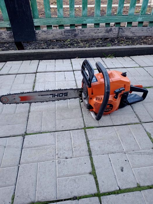 Продам бензопилу,лебедку