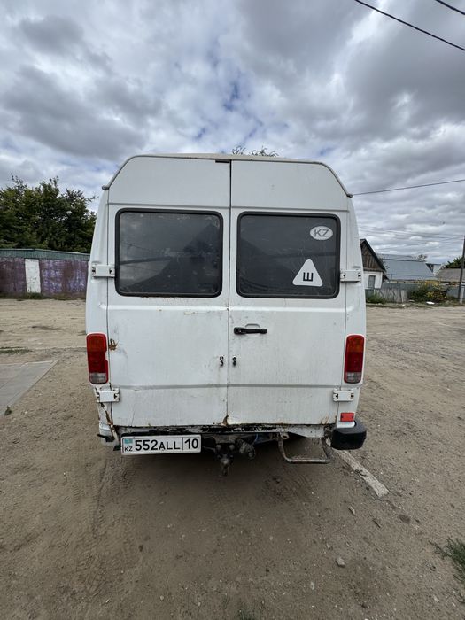Продам мерседес 210D