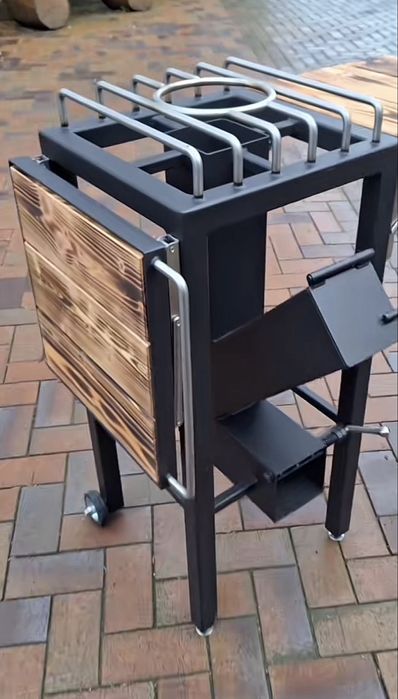 Печь под казан очень удобная