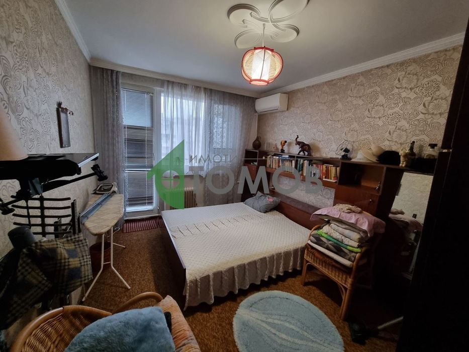 Продава се Многостаен апартамент в Шумен, Център - 110 кв.м за 1132 €/кв.м - Снимка #10