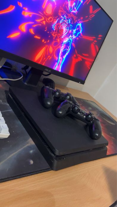 Playstation 4 silm 1T