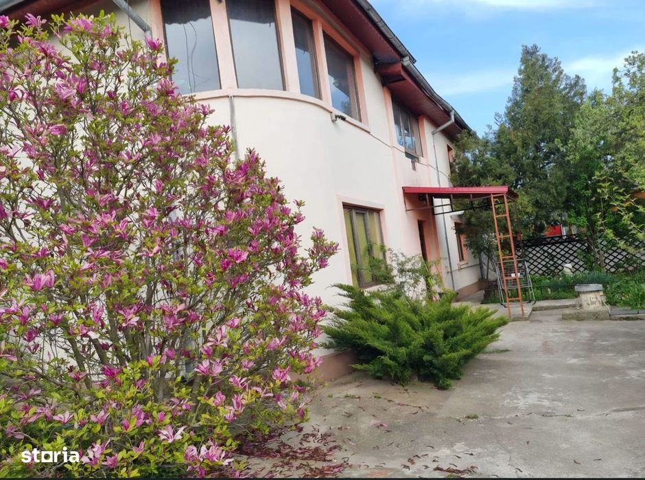Pipera : Vila duplex cu 596mp teren !