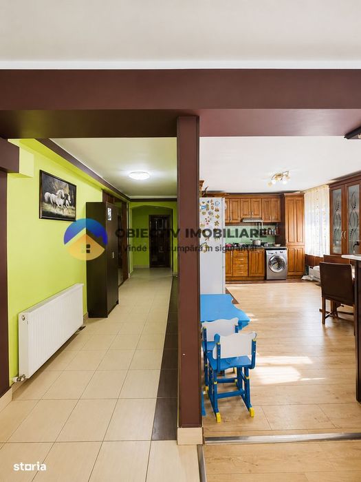 Apartament 4 camere 120 mp + 11,5 boxa BLOC NOU cu multa zona verde si