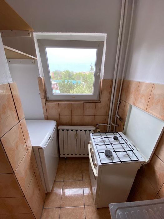Închiriez garsoniera zona 300 Micalaca