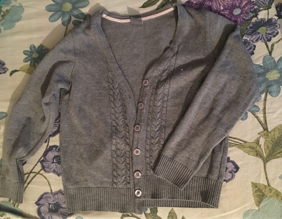 Продам все вещи для девочек 7,8 лет