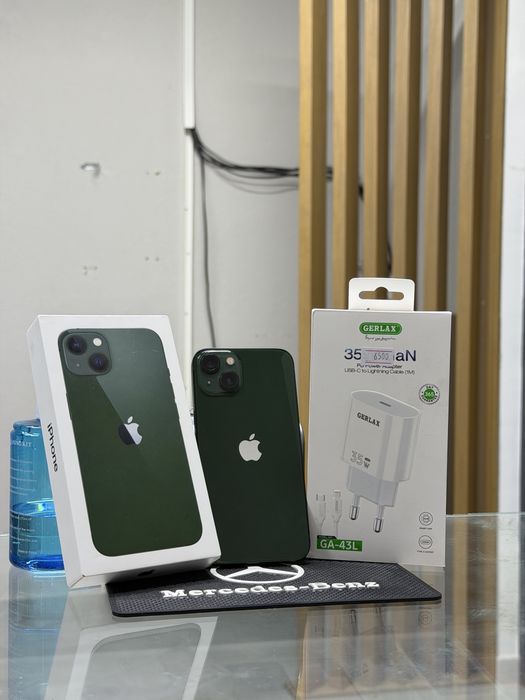 iPhone 13 в идеальном состоянии