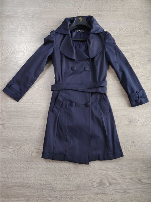 Trenci dama marca Fofy, marime M