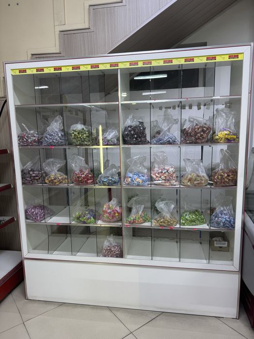 Продам полку для конфет