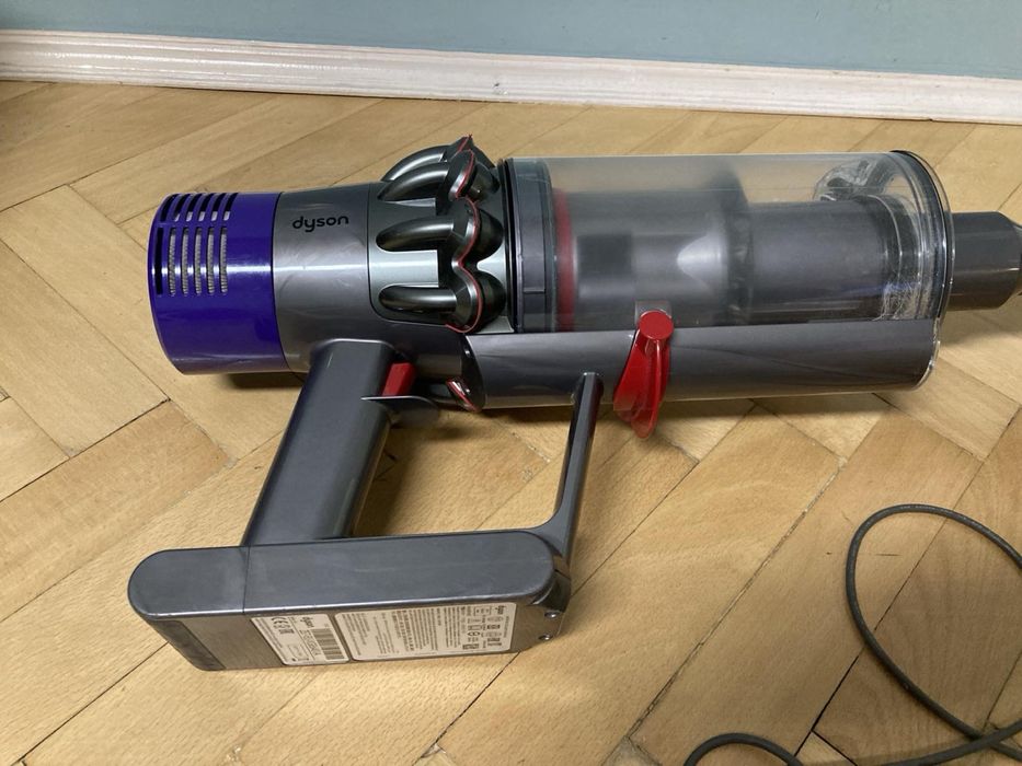 Прахосмукачка Dyson Cyclone V10 Animal