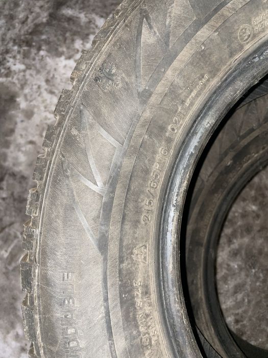 Шины зимние с шипами чистично