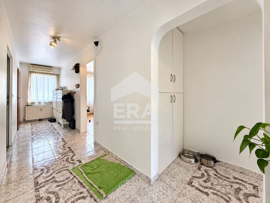 Продава се Четиристаен апартамент в София, Лагера - 90 кв.м за 3323 €/кв.м - Снимка #7